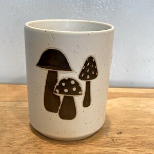 NWOT Mushroom 🍄‍🟫 Cup